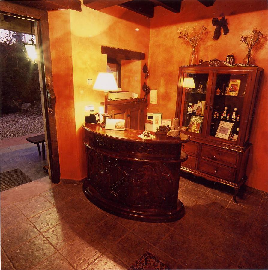 El Ama De Llaves Guest House Hontoria ภายนอก รูปภาพ