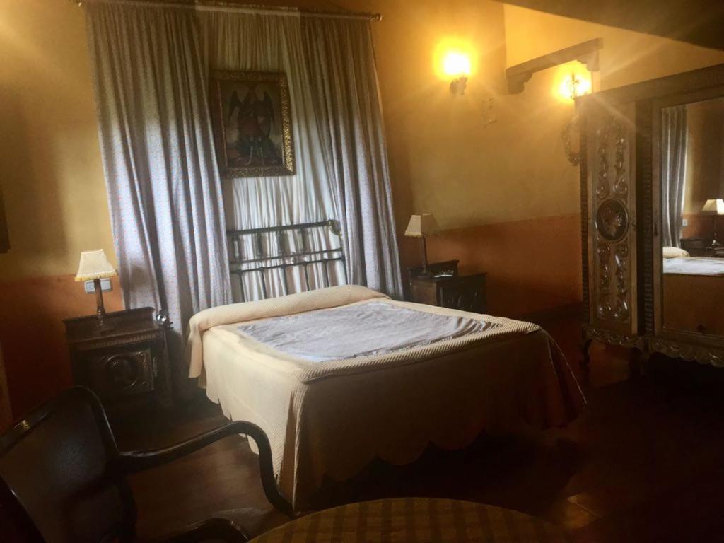 El Ama De Llaves Guest House Hontoria ภายนอก รูปภาพ